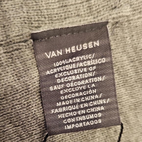 Van Heusen Dark Blue and White Patterned Beanie - Picture 6 of 7